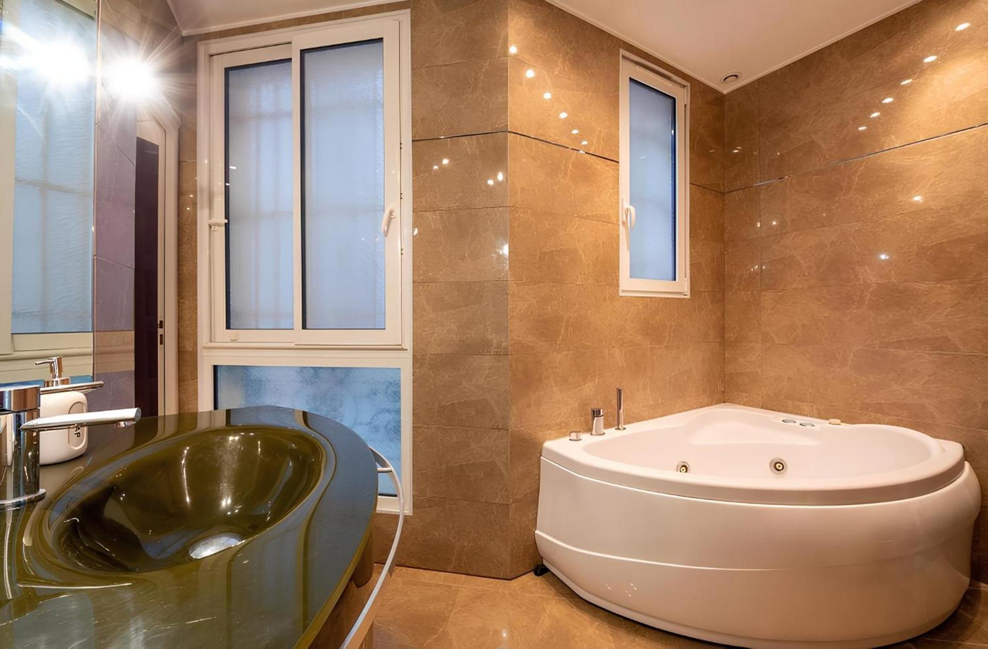 Luxury Style Appartement, Arc De Triomphe - Champs Elysees Paris Eksteriør bilde